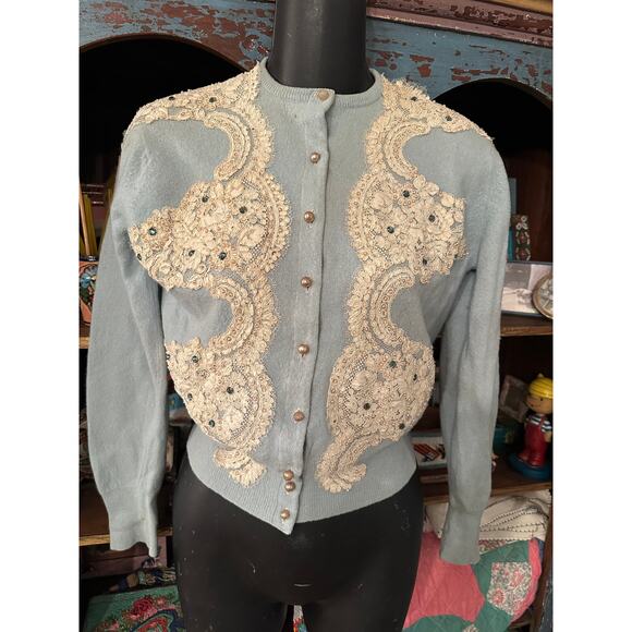 SPECTACULAR LINED VINTAGE LACE & JEWEL TRIM CARDIGAN SWEATER - Picture 1 of 13
